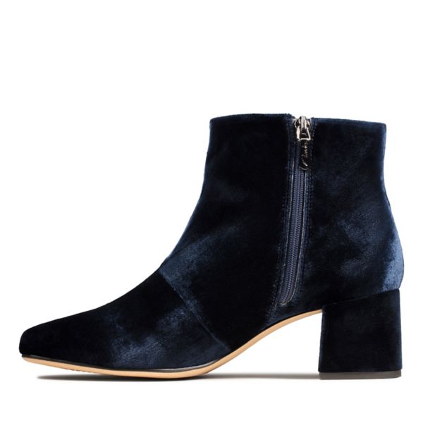 Clarks Womens Sheer Flora Ankle Boots Navy | UK-518923